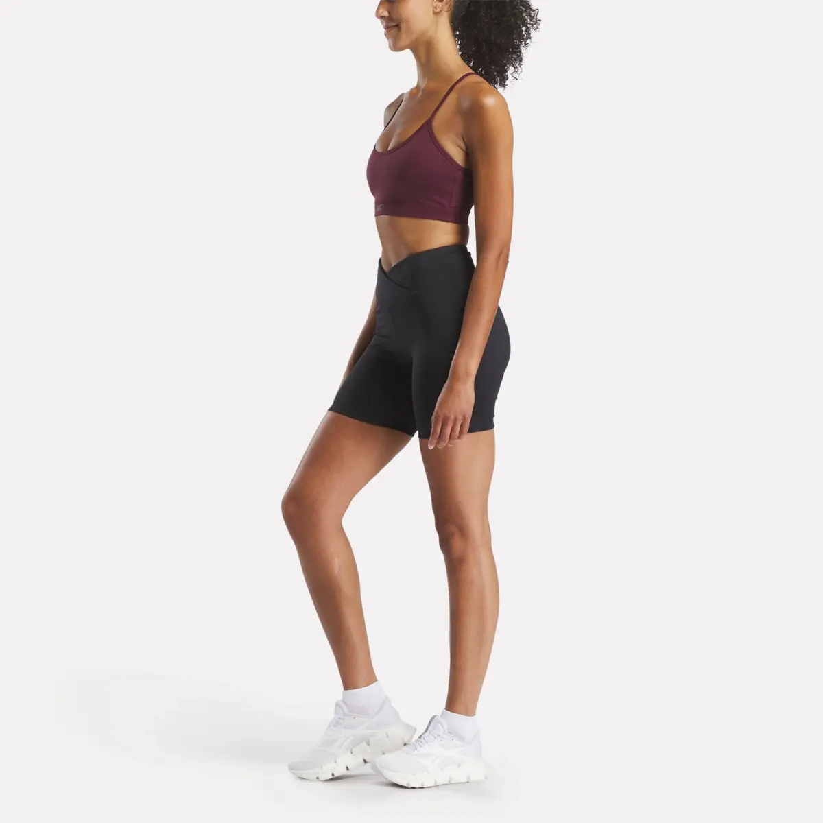 Core Strappy Bra für Damen – Mittlere Stützkraft