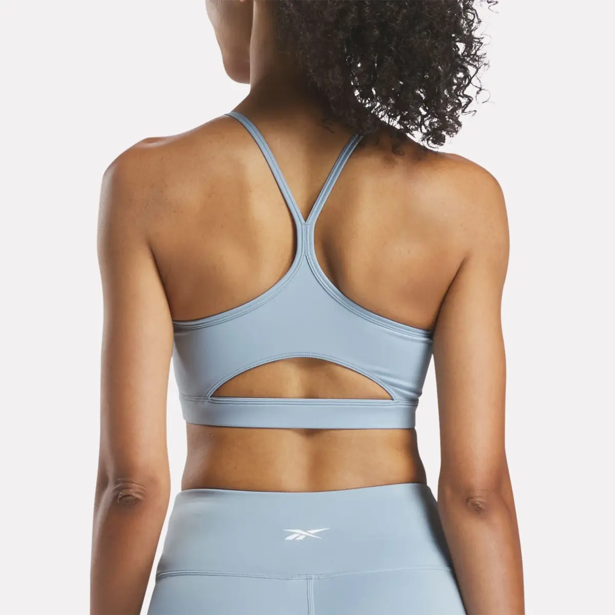 Core Strappy Bra für Damen – Mittlere Stützkraft Core Strappy Bra für Damen – Mittlere Stützkraft