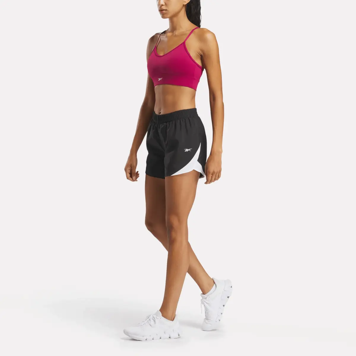 ID Train Woven Shorts 3″ für Damen