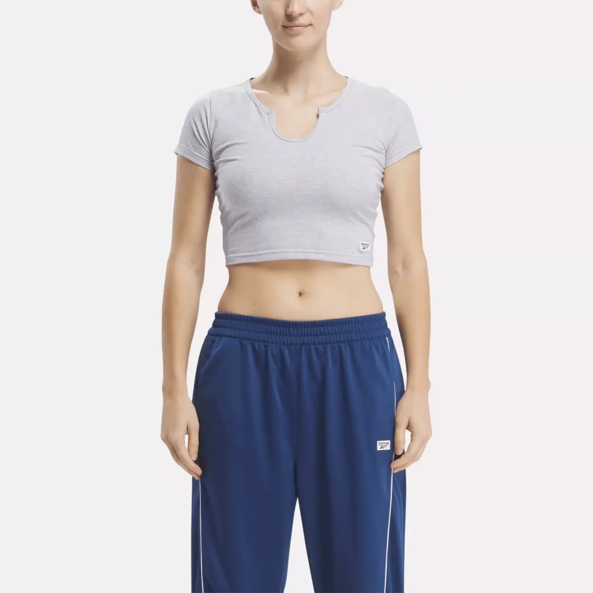 Klassisches Crop-Top für Damen Klassisches Crop-Top für Damen