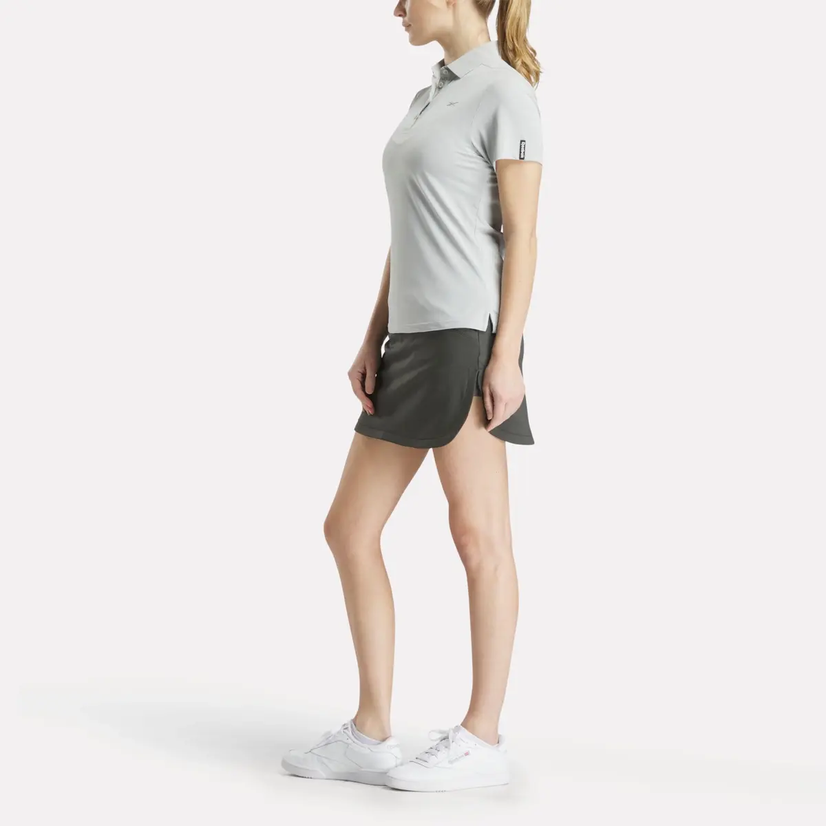 Kurzärmeliges Stretch-Piqué-Poloshirt mit Knopfleiste für Damen Kurzärmeliges Stretch-Piqué-Poloshirt mit Knopfleiste für Damen