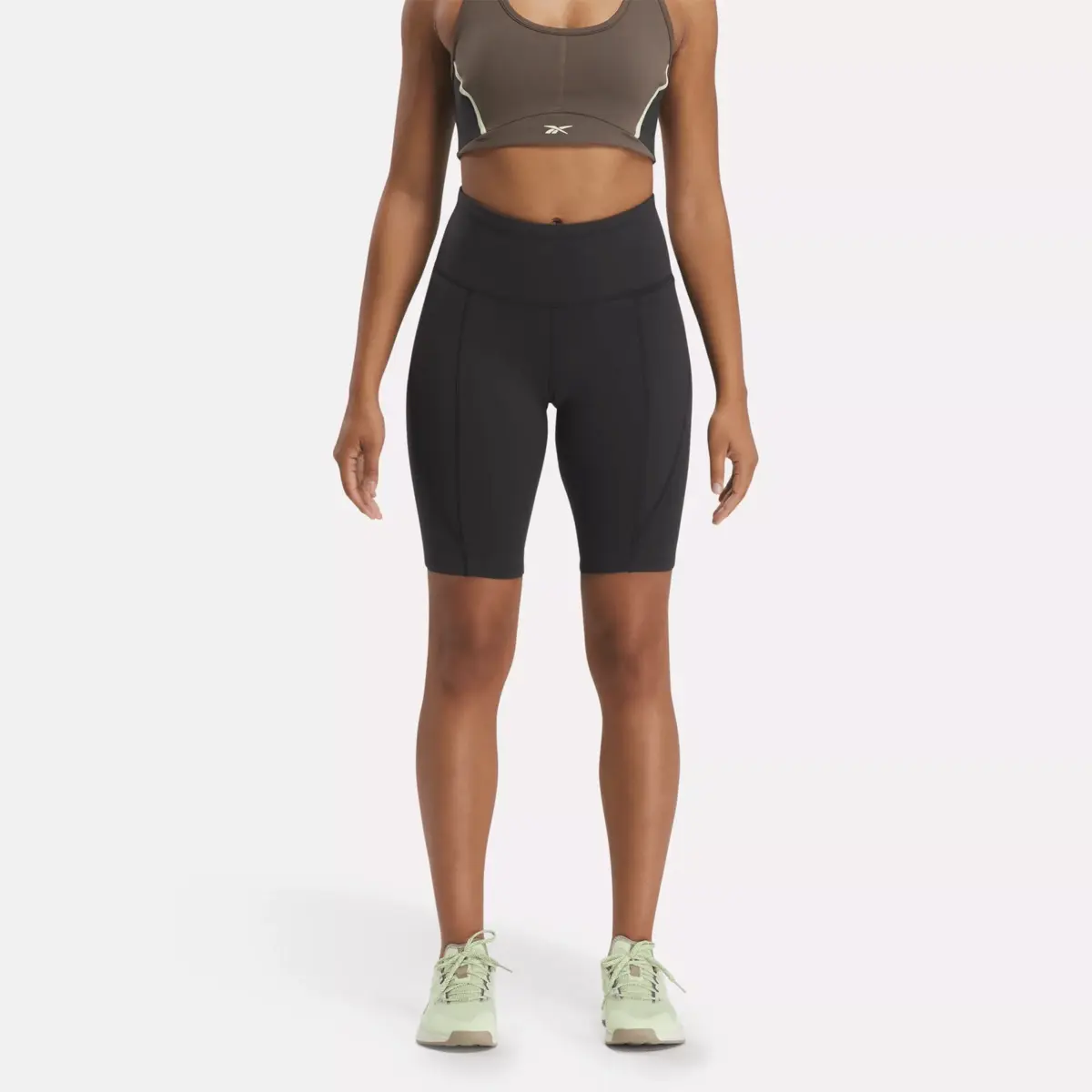 Lux High-Rise Bike Shorts 9″ für Damen