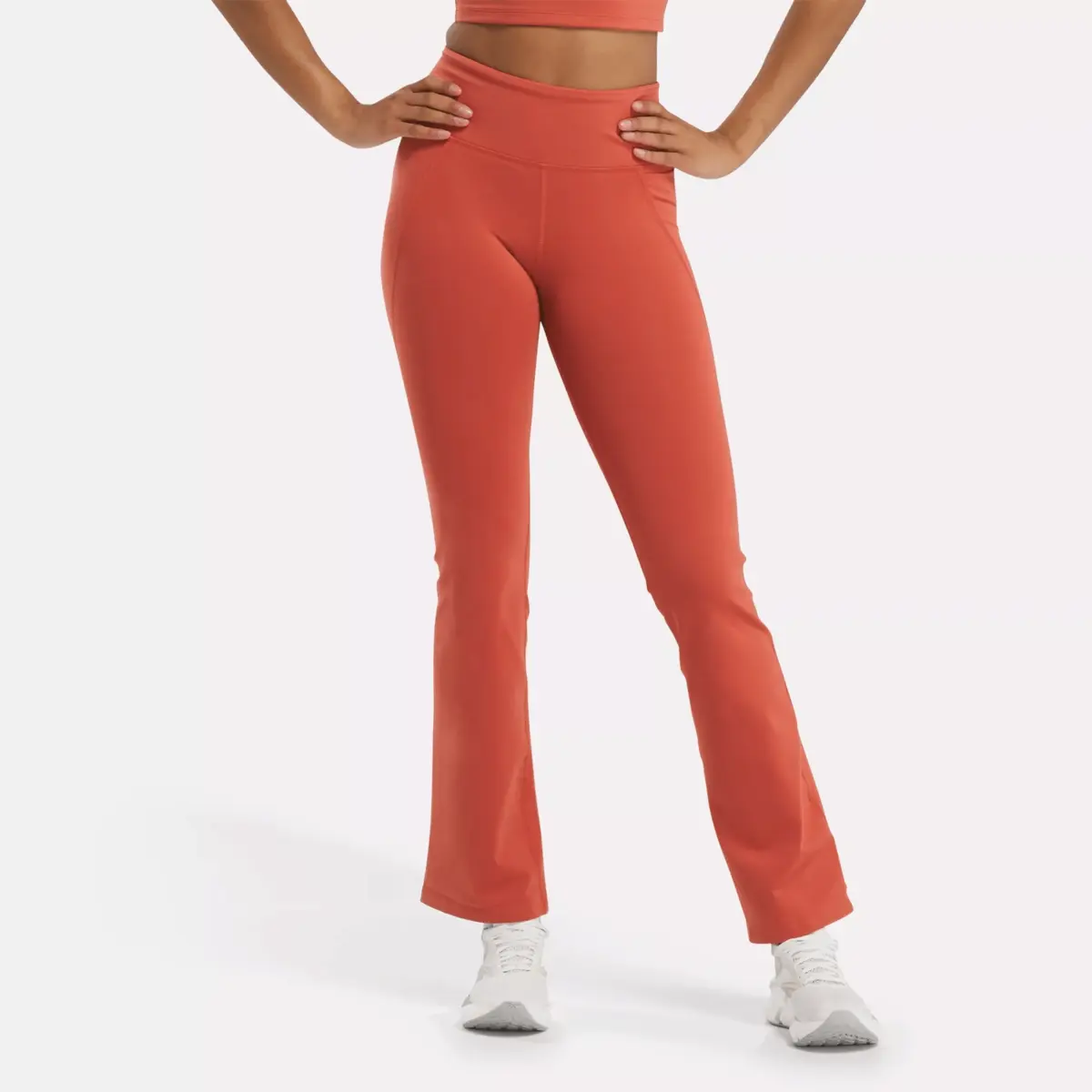 Lux High-Rise Mini-Flare-Hose für Damen Lux High-Rise Mini-Flare-Hose für Damen