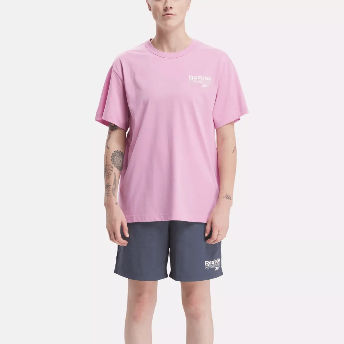 Reebok Identity Brand Proud Graphic Kurzarm-T-Shirt für Herren Reebok Identity Brand Proud Graphic Kurzarm-T-Shirt für Herren