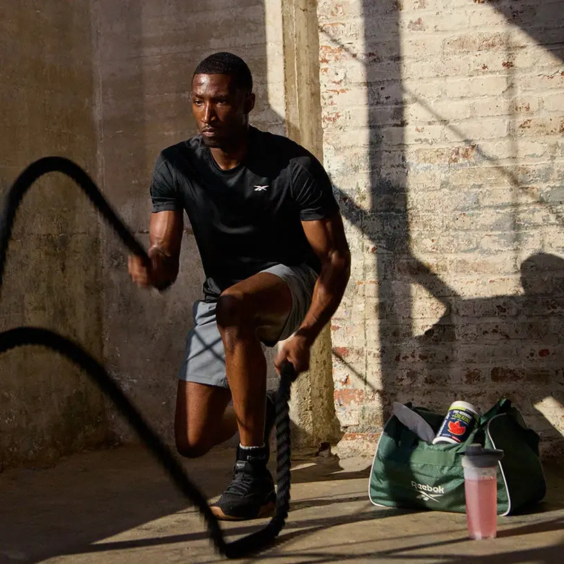 Reebok ReeEnergize Pre-Workout + Kreatin Reebok ReeEnergize Pre-Workout + Kreatin