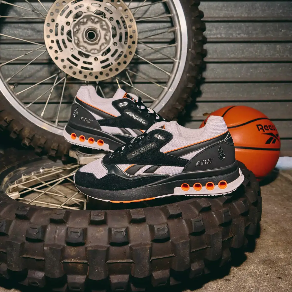 Reebok x Anuel AA ERS World Schuhe