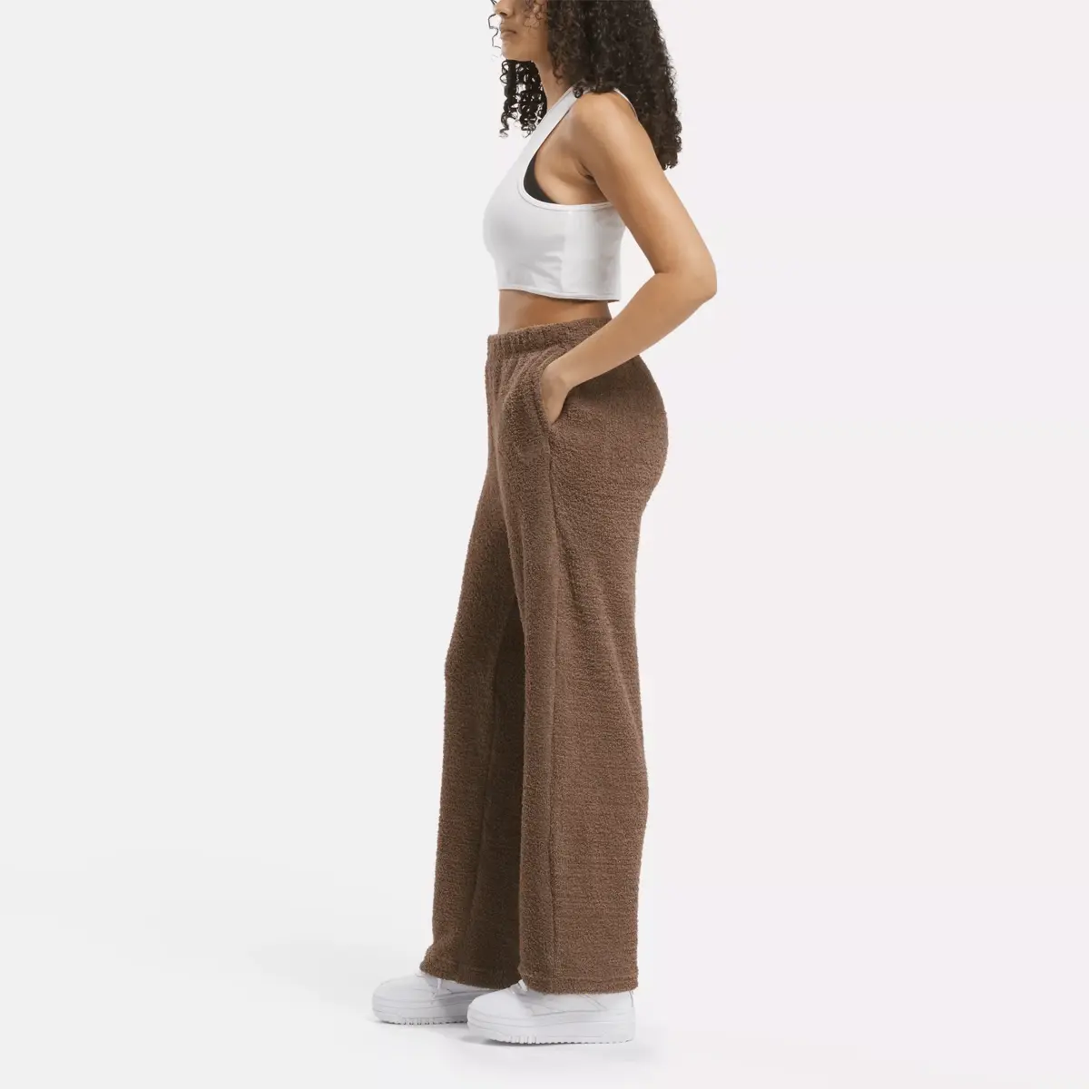 Unverzichtbare Basics für die Damengarderobe Bequeme Hosen Unverzichtbare Basics für die Damengarderobe Bequeme Hosen