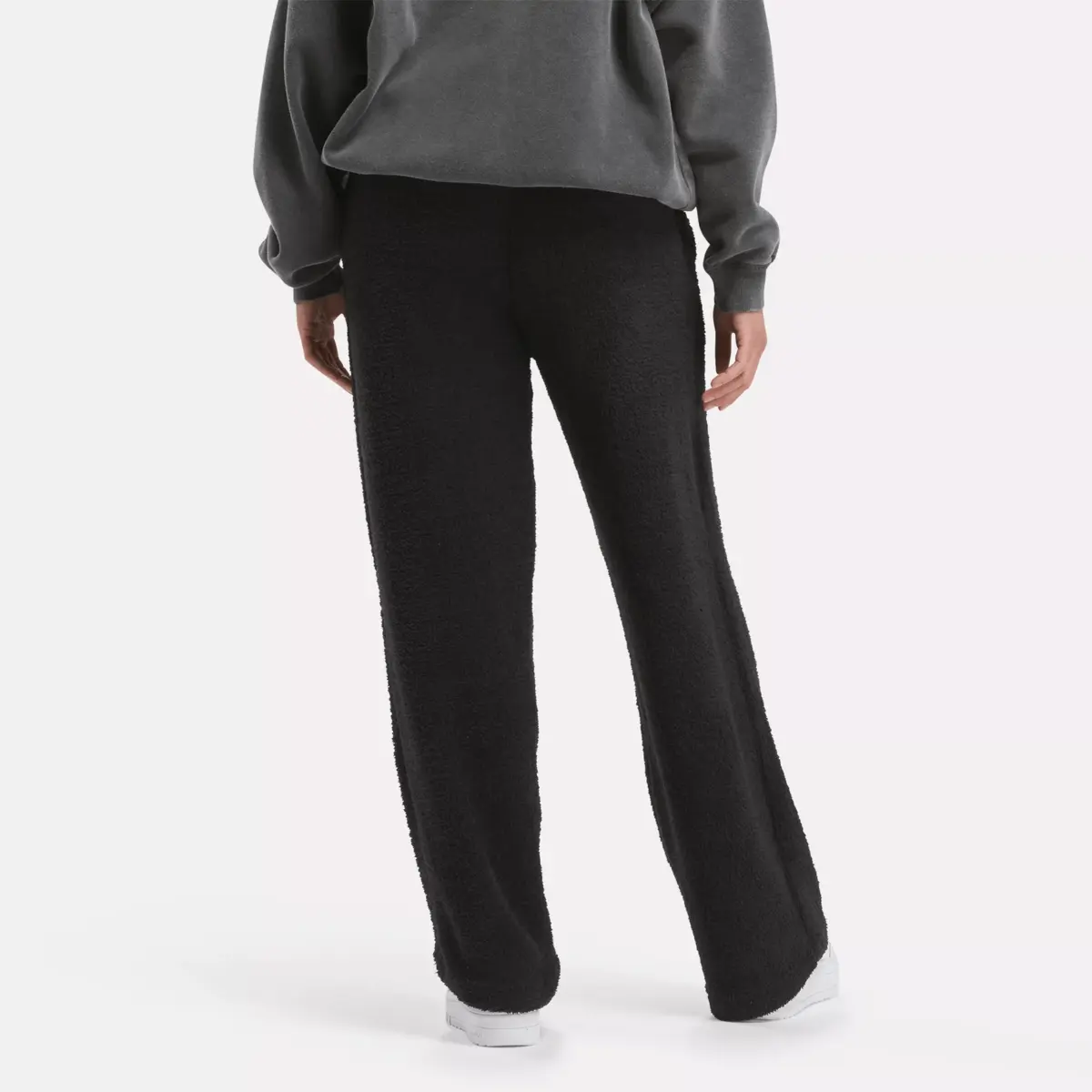 Unverzichtbare Basics für die Damengarderobe Bequeme Hosen Unverzichtbare Basics für die Damengarderobe Bequeme Hosen